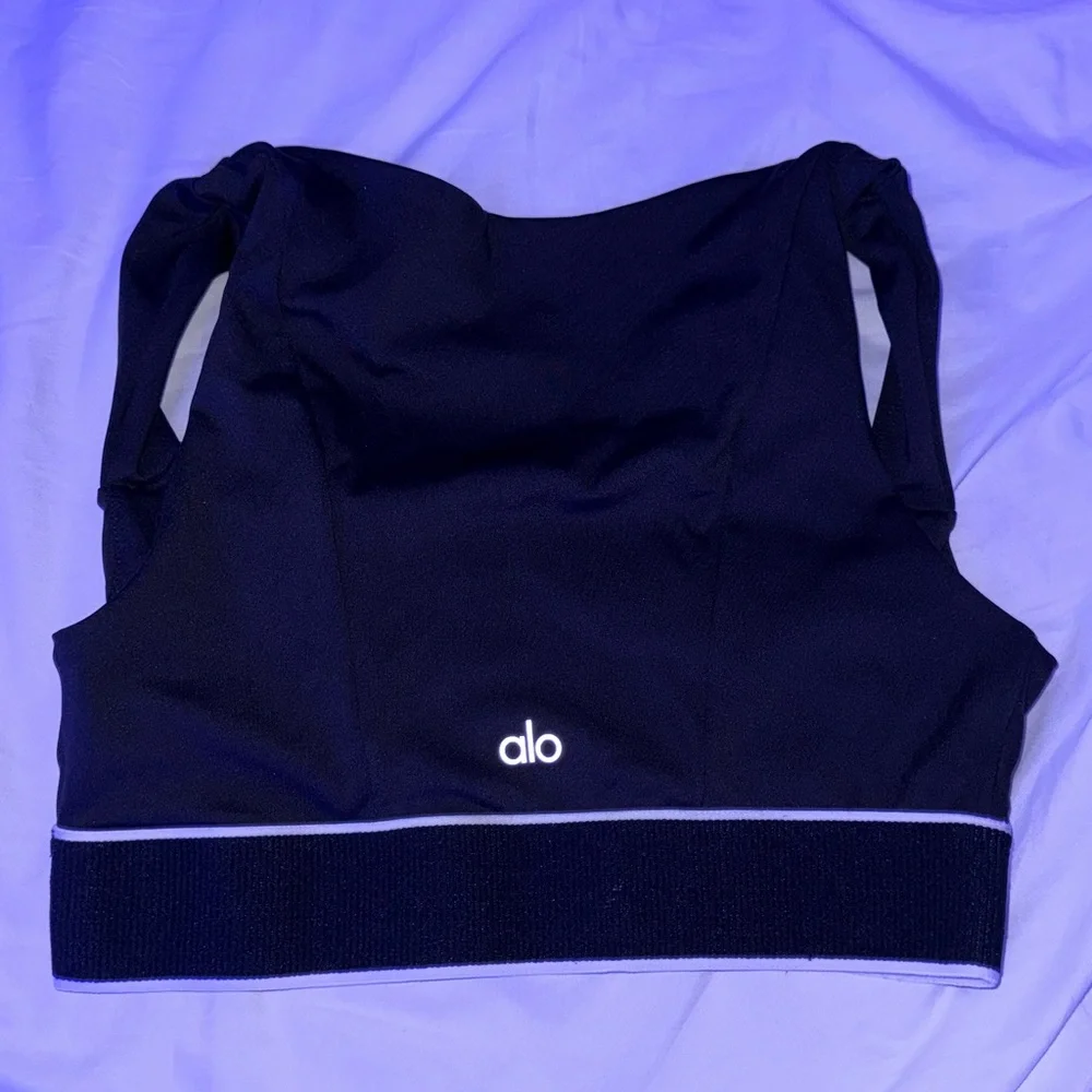 ALO Yoga Black Athletic Tank Top with Logo